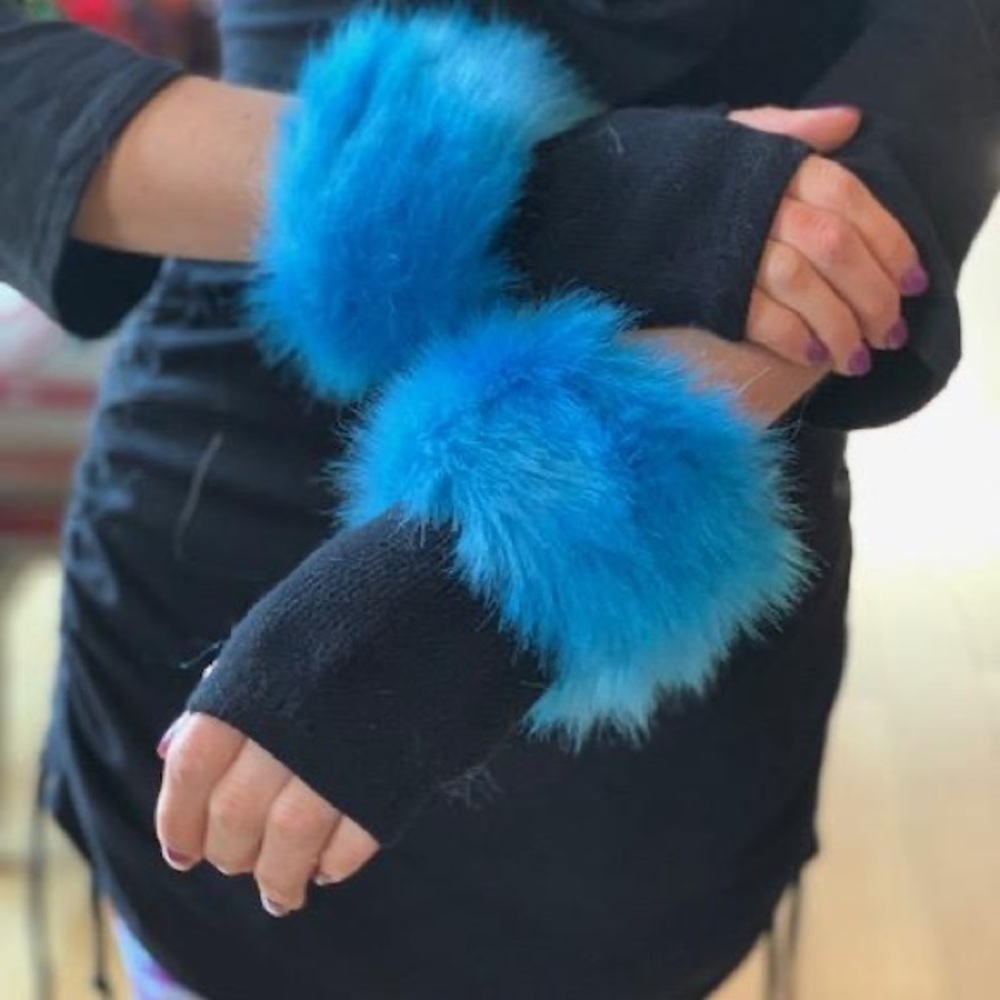 Faux fur hand warmers - fingerless gloves